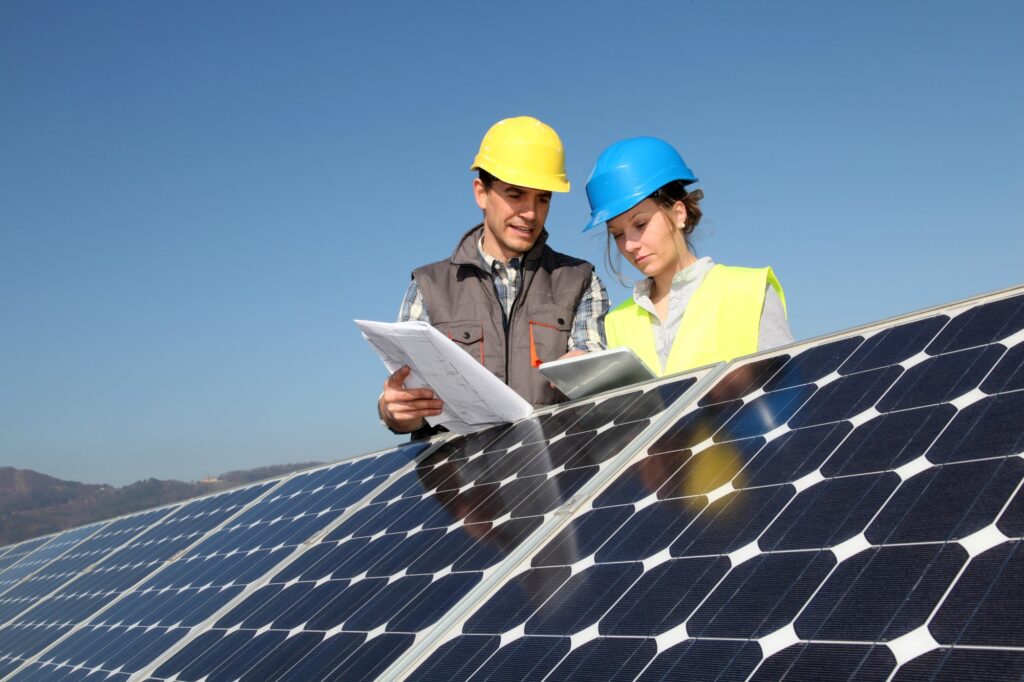 Features of a lithium ion solar battery showing efficient solar power storage and portable energy solutions